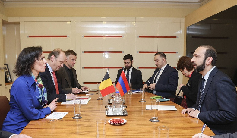 Глава МИД Армении на встрече с министром ИД Бельгии коснулся блокады Лачинского коридора