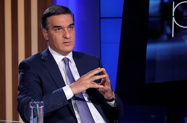 Всё это отвлекает нас от нашей главной повестки