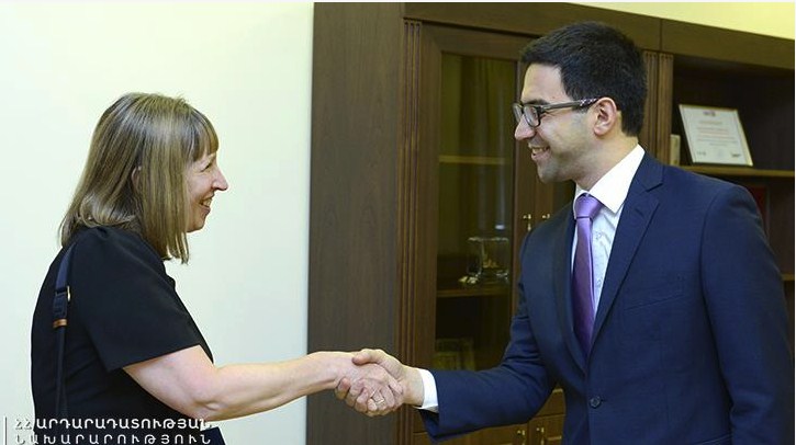 Обсудили реформы в судебной системе: министр юстиции Армении принял посла США