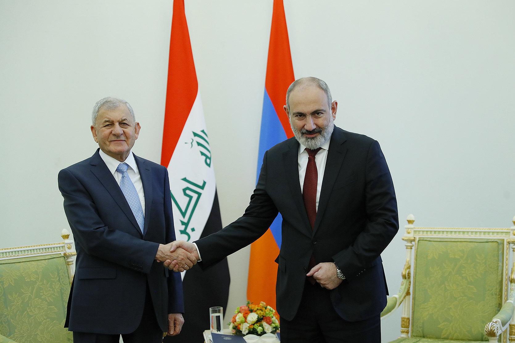 Пашинян и президент Ирака обсудили урегулирование армяно-азербайджанских отношений