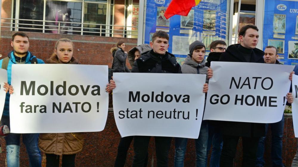 Молдавия обсуждает с НАТО возможность проведения совместных учений 