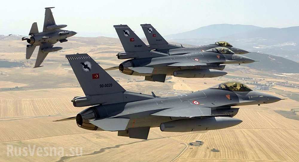 Турецкая авиация бомбит курдов в Ираке