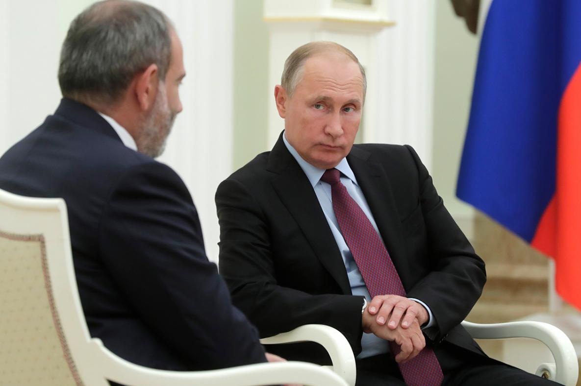 Никол Пашинян провел очередной телефонный разговор с Владимиром Путиным