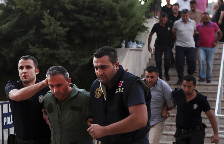 В Турции почти 30 сторонников Фетхуллаха Гюлена приговорены к тюремным срокам