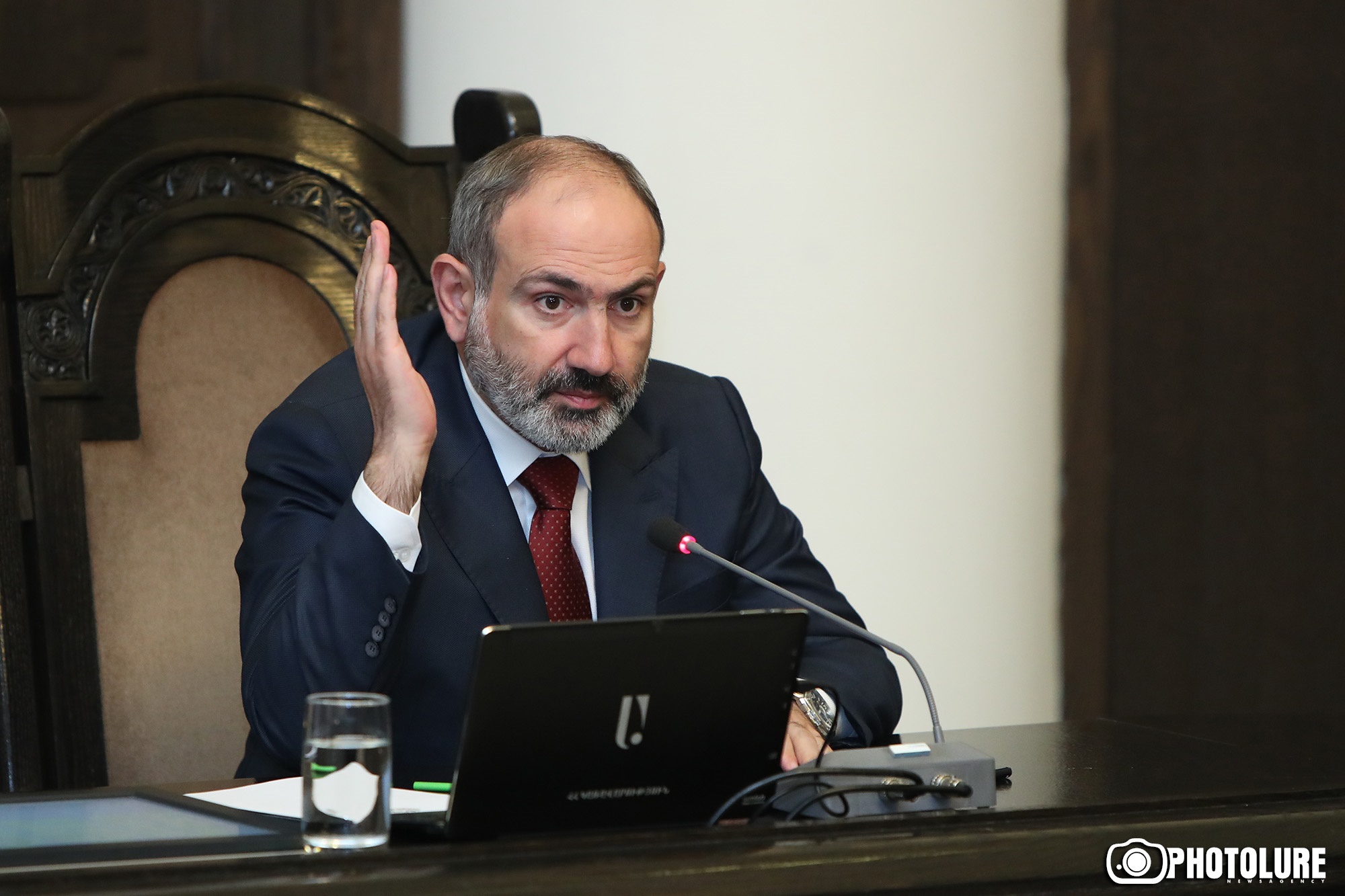 Армения из-за коронавируса вводит чрезвычайное положение: слово за парламентом