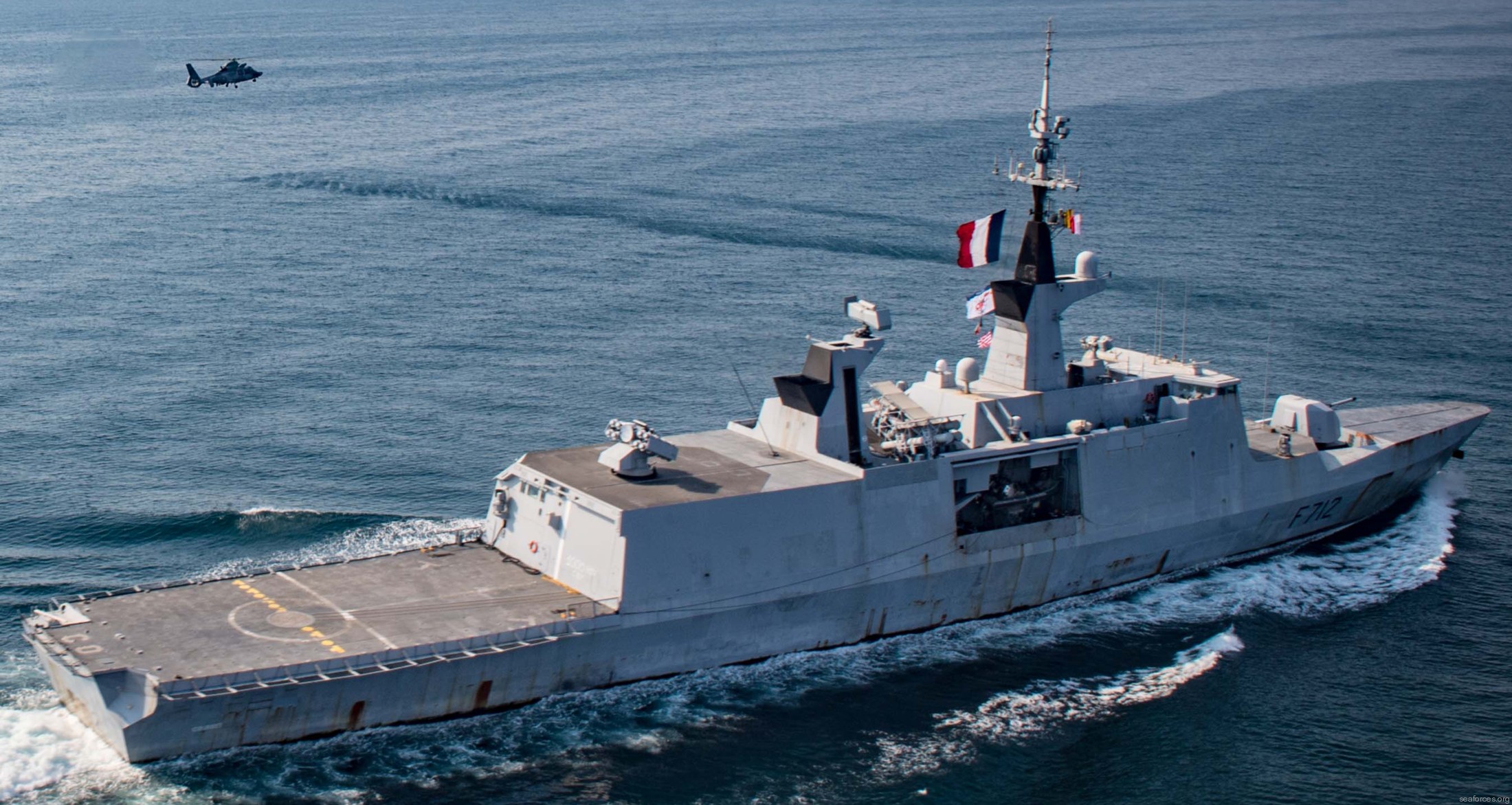 НАТО будет расследовать инцидент между ВМС Франции и Турции у берегов Ливии