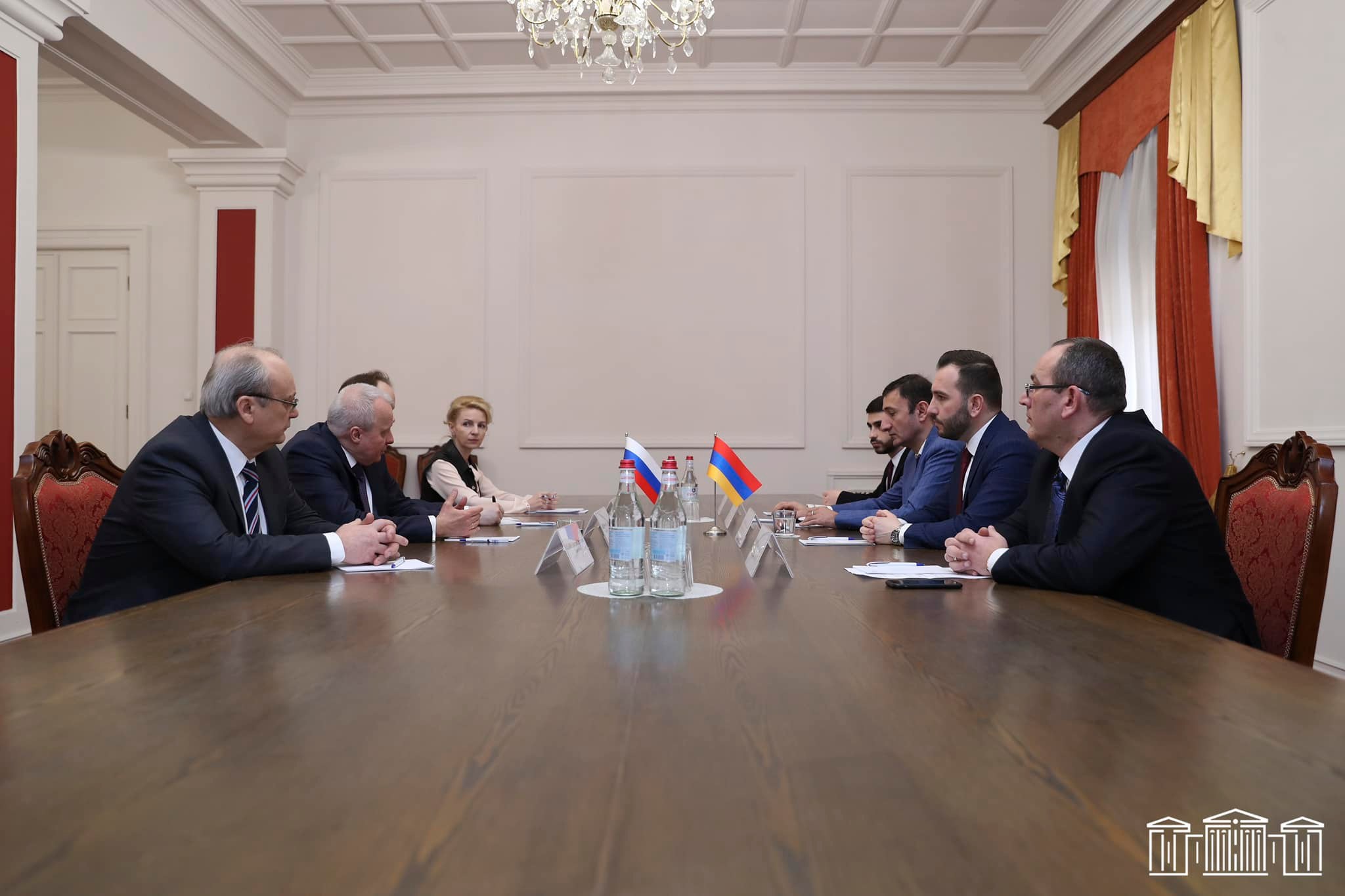 Айк Конджорян обсудил с послом России диверсионную атаку Азербайджана