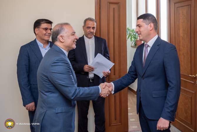Посол Ирана встретился с главой СК Армении 