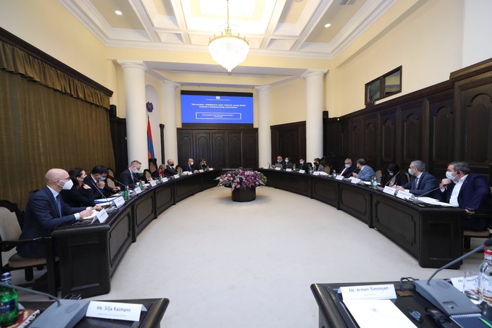 Кабмин Армении обсудил пакет помощи ЕС в размере 2,6 млрд евро