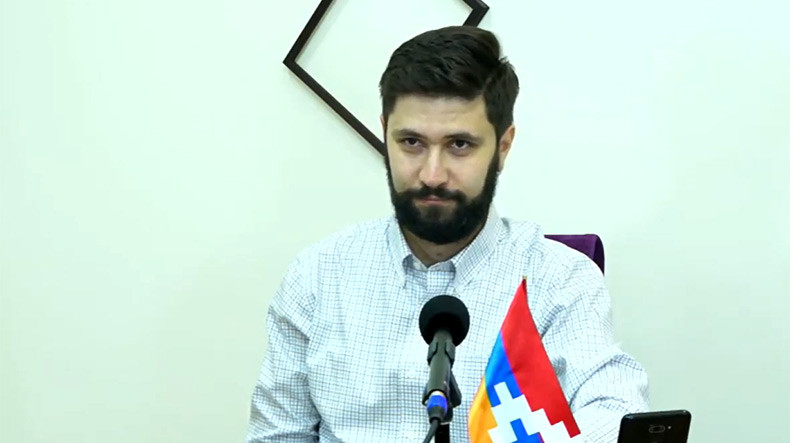 Эксперт: Власти Армении проводимой политикой делают все, чтобы привести страну к развалу