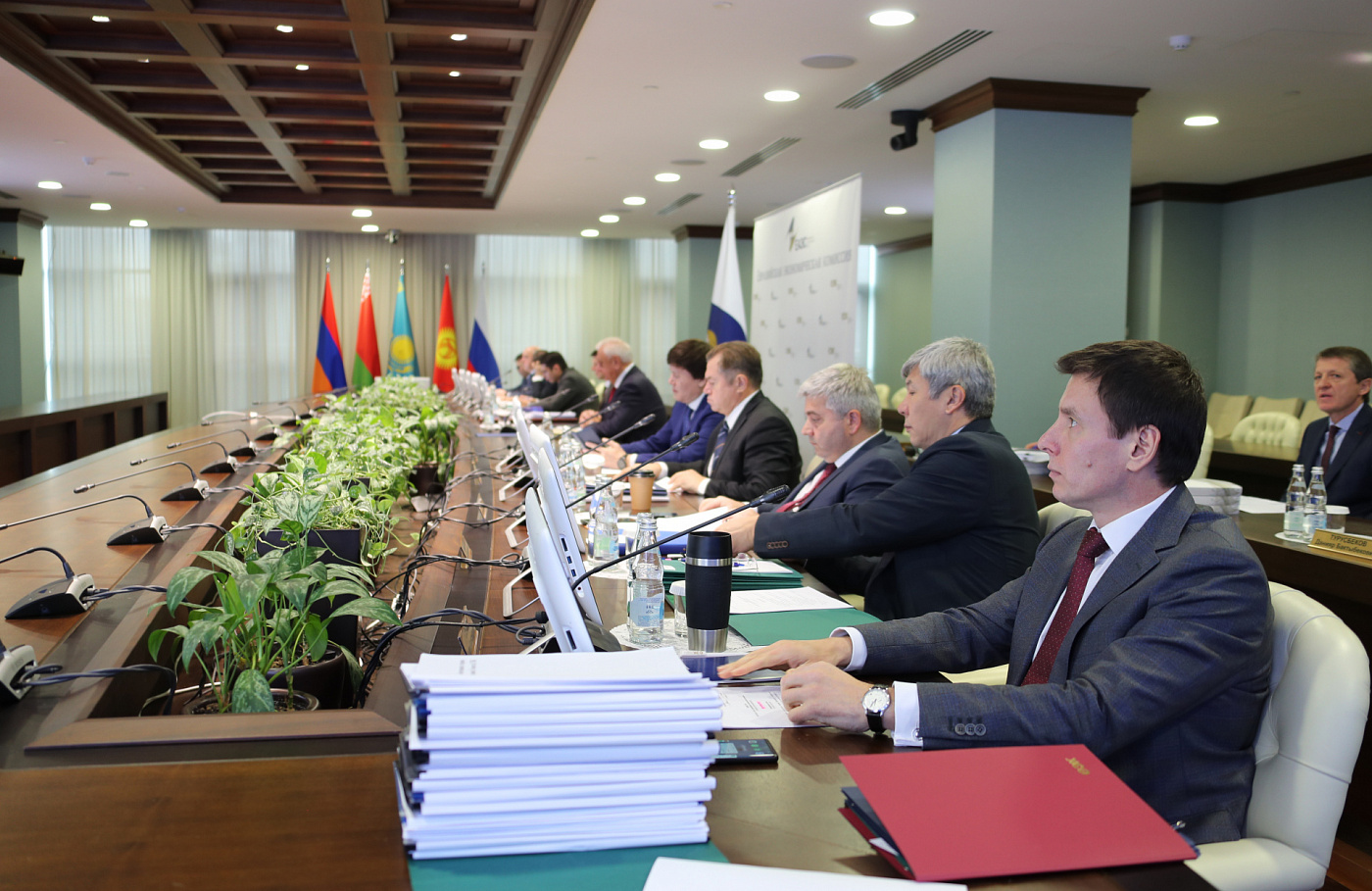 Совет ЕЭК принял ряд решений по вопросам таможенно-тарифного регулирования