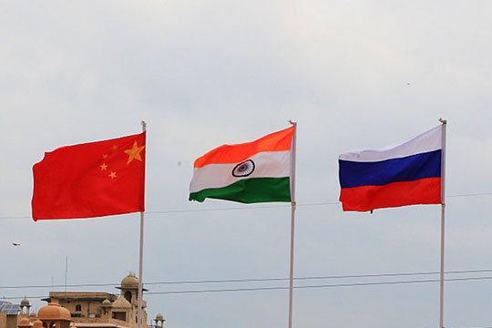 Большинство жителей Китая, Индии и Турции считают Россию 