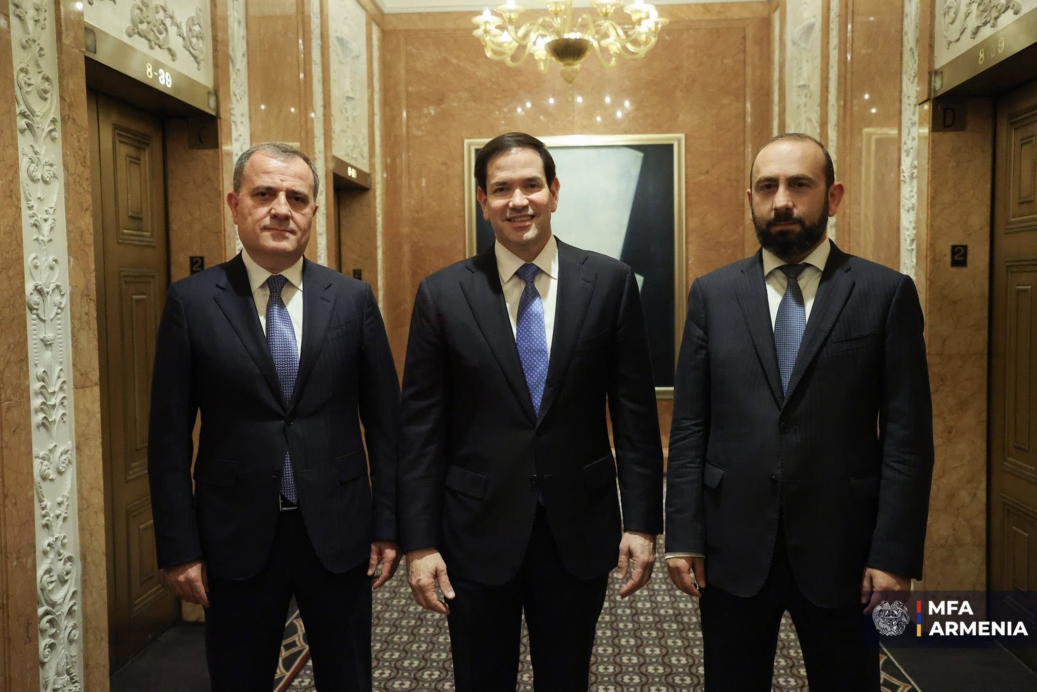 Միրզոյանը, Բայրամովը և ԱՄՆ պետքարտուղարը կարճատև շփումներ են ունեցել