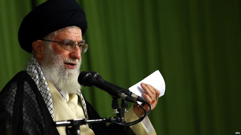 Хаменеи обвинил США в попытке развалить Ирак по этническому и религиозному признаку
