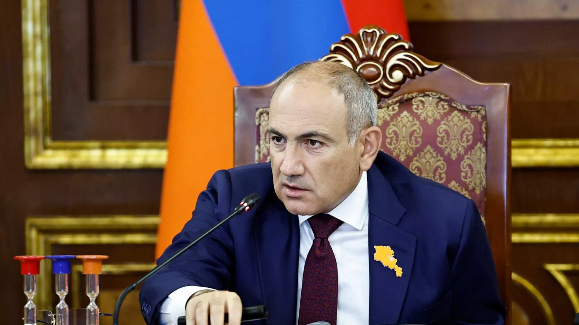 Пашинян представил формулу мира между Арменией и Азербайджаном