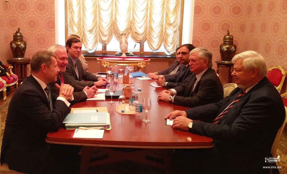 Глава МИД Армении провел переговоры с сопредседателями МГ ОБСЕ