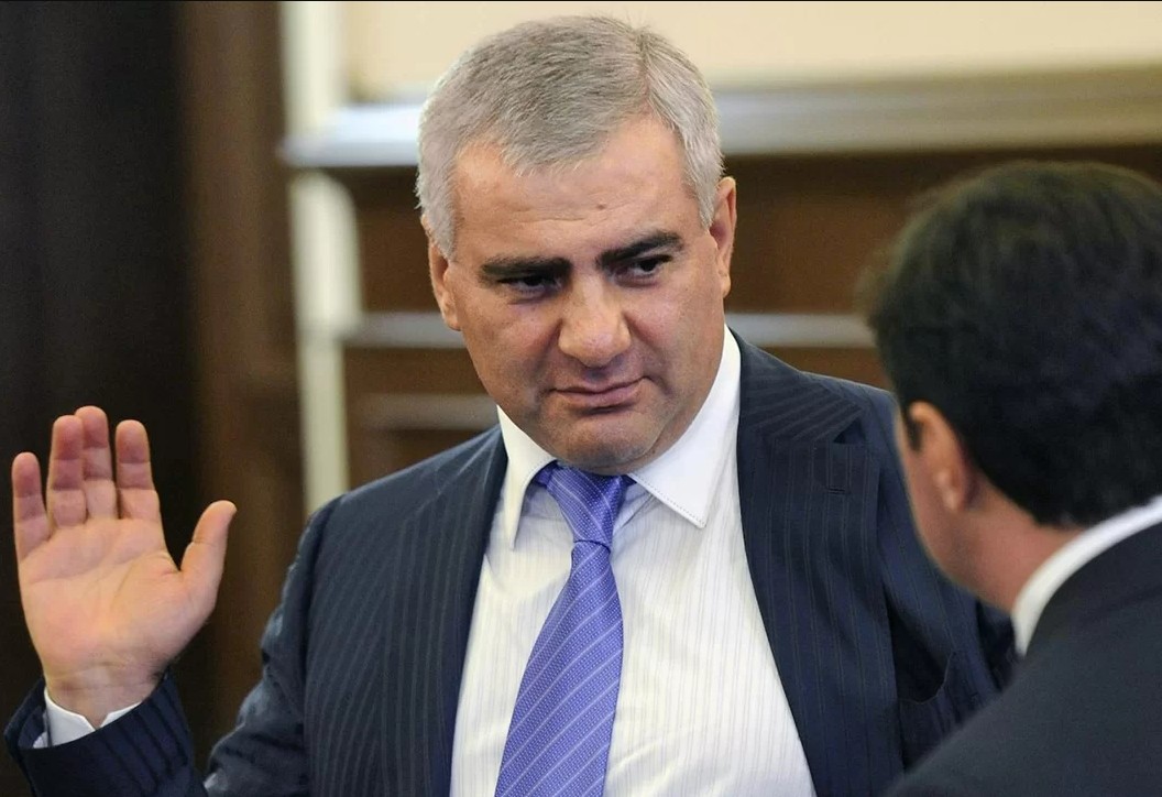 Представлено ходатайство о продлении ареста Самвела Карапетяна