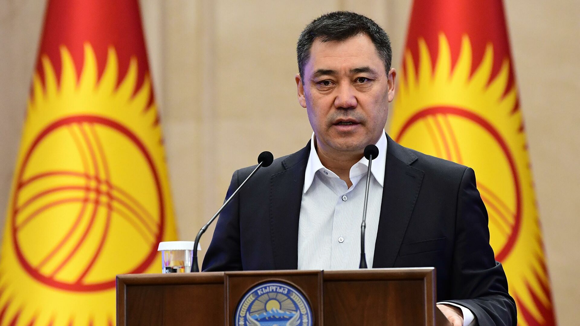 Взял краткосрочный отпуск: президент Киргизии пропустит заседание ОДКБ по Казахстану