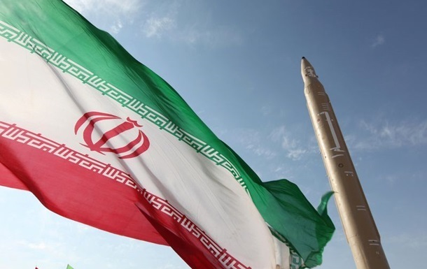 Командующий аэрокосмическими силами КСИР: Иран проводит в год 40- 50 ракетных испытаний 