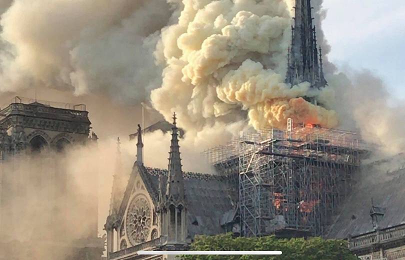 Փարիզի Աստվածամոր տաճարն այրվում է (թարմացվող)