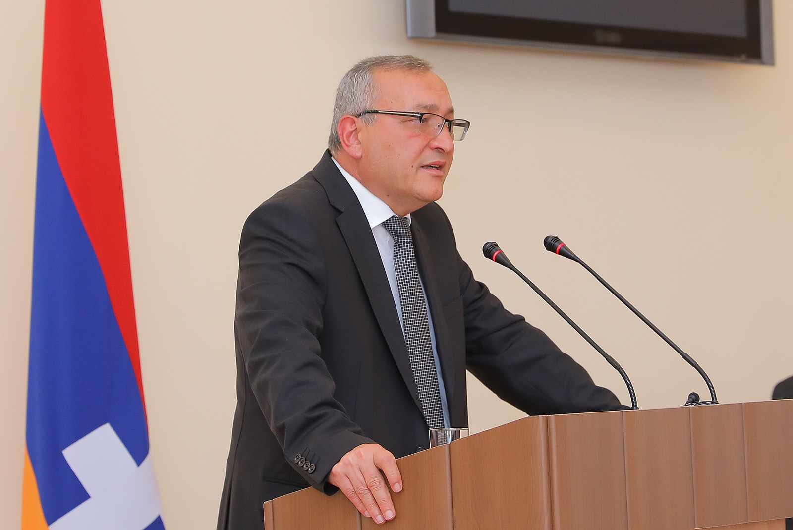 Артур Товмасян: Арцахцы не могут вернуться гражданами Азербайджана