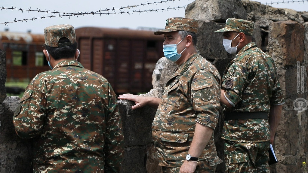 Начальник Генштаба ВС Армении побывал в одной из воинских частей 