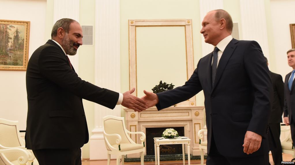 Армения решительно настроена придать новый импульс развитию отношений с Россией - Пашинян