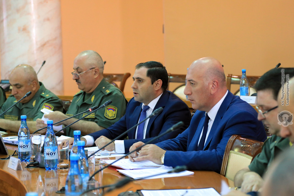 В центре внимания укрепление боеспособности армянских ВС: заседание коллегии в Минобороны