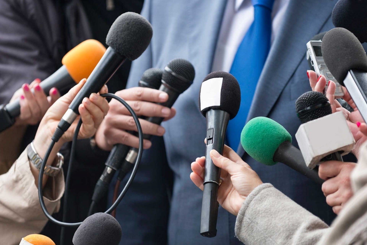 В ГД вносят очередные разделительные линии: Настоящие и ненастоящие журналисты