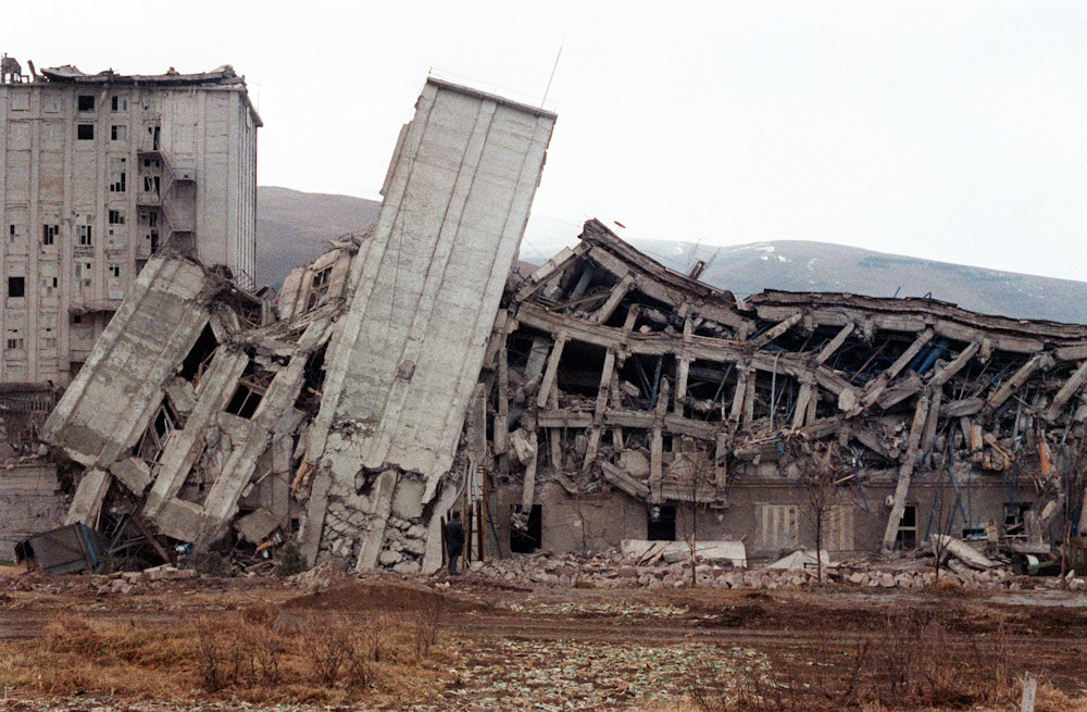 В Армении вспоминают жертв Спитакского землетрясения 