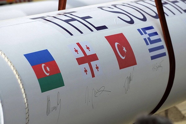 Financal Times: Азербайджан ставит под удар газовые проекты в Европу