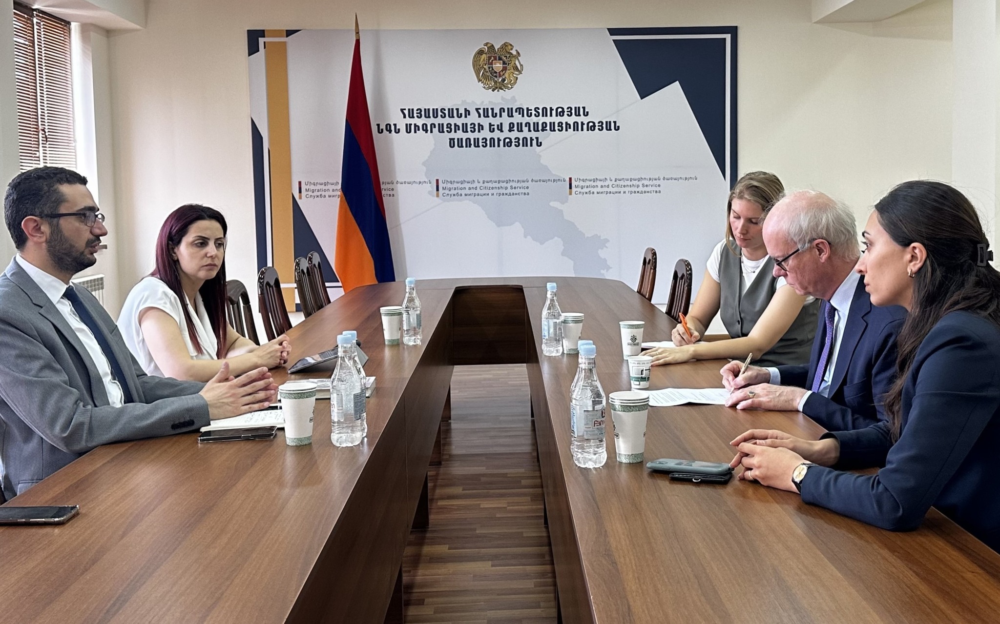 Ереван обсуждает возможности развития института добровольного возвращения