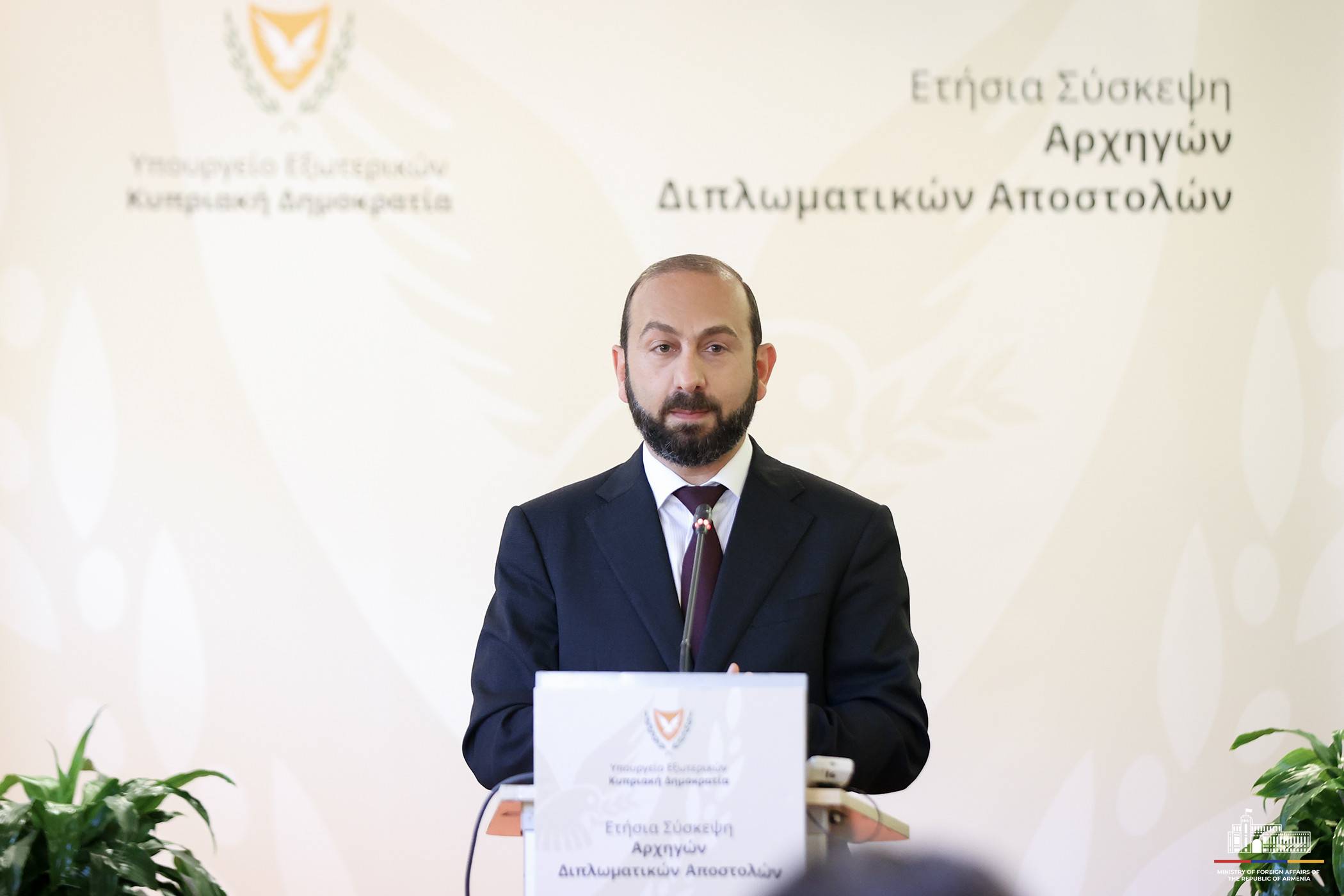 Армения планирует открыть постоянное дипломатическое представительство на Кипре - МИД 