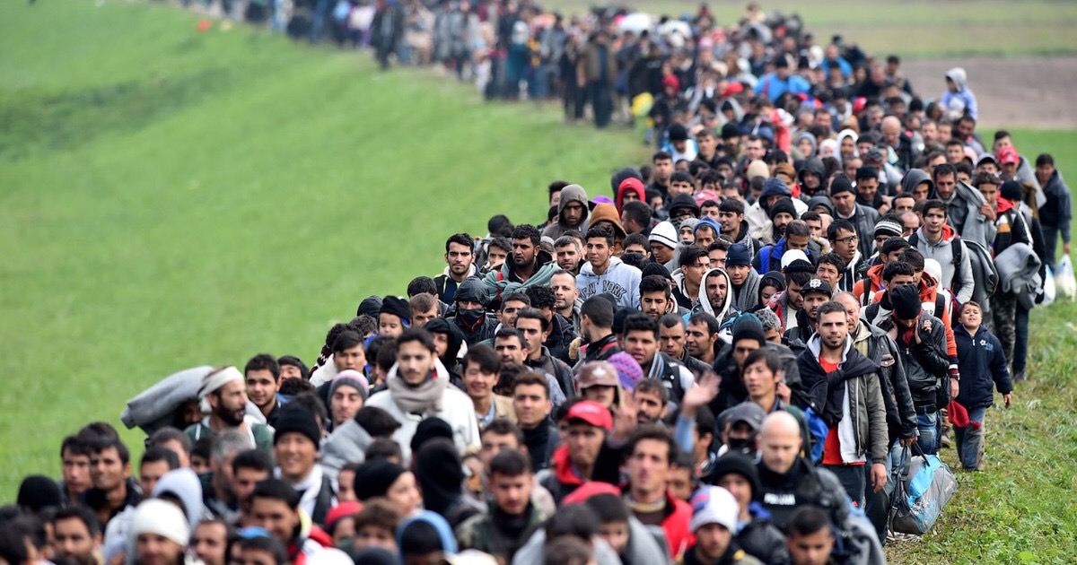 Bild: Более 6 млн беженцев собираются ехать в Европу