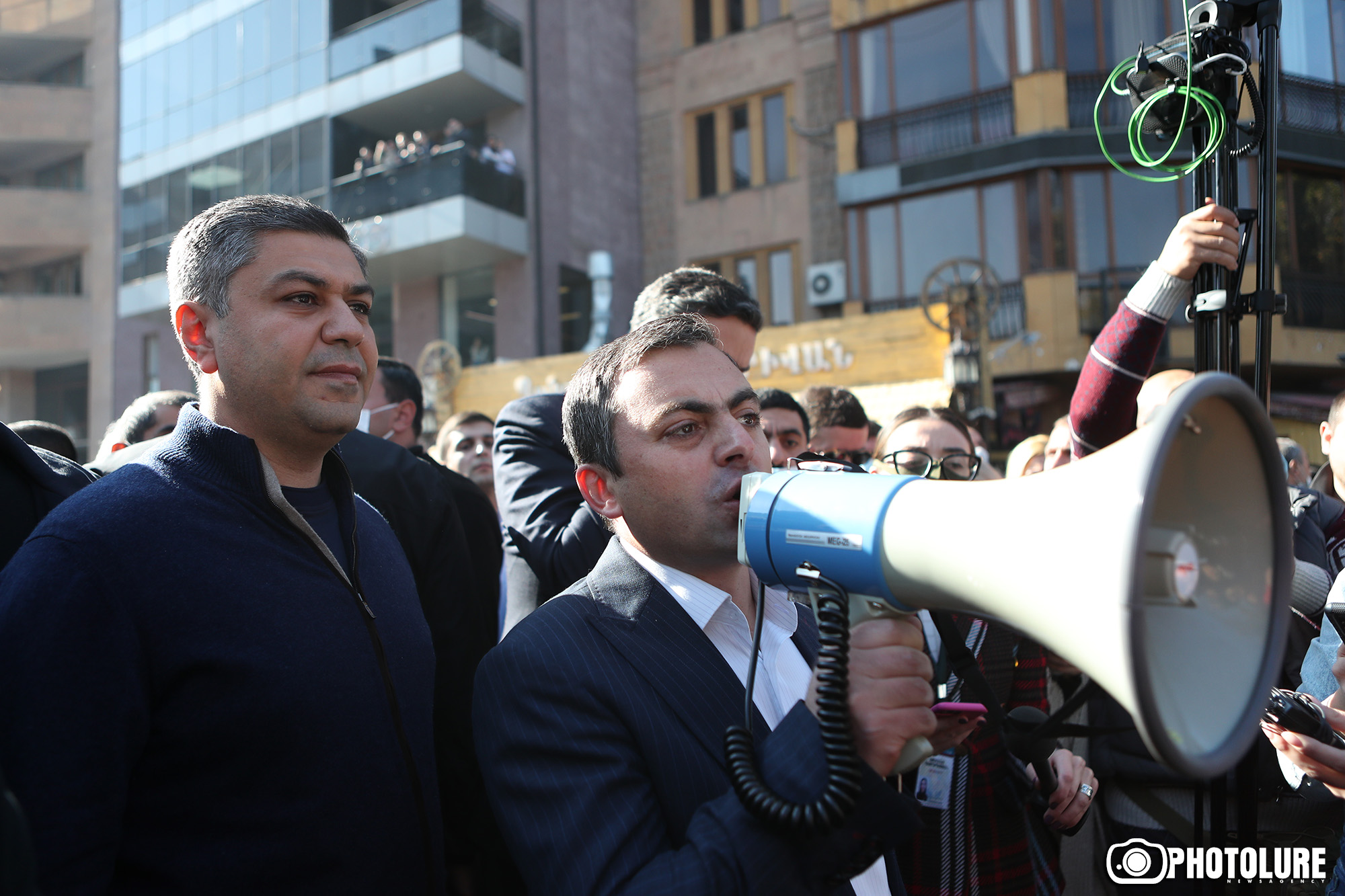 Пашинян пытается спровоцировать гражданскую войну: оппозиция зовёт на площадь Свободы