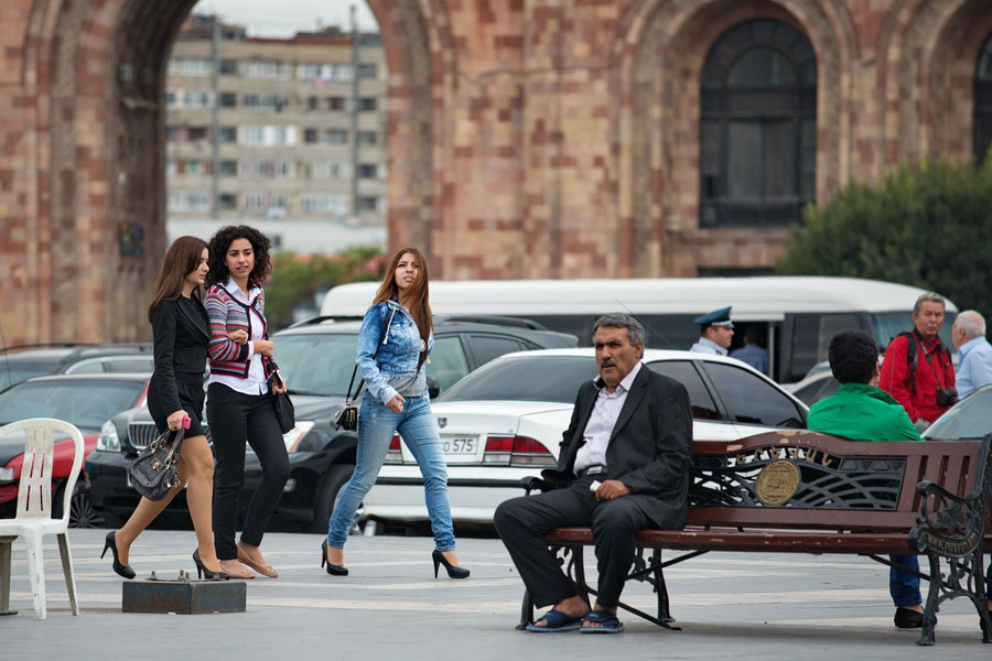 Правительство Армении отчиталось о достижениях в сфере демографии