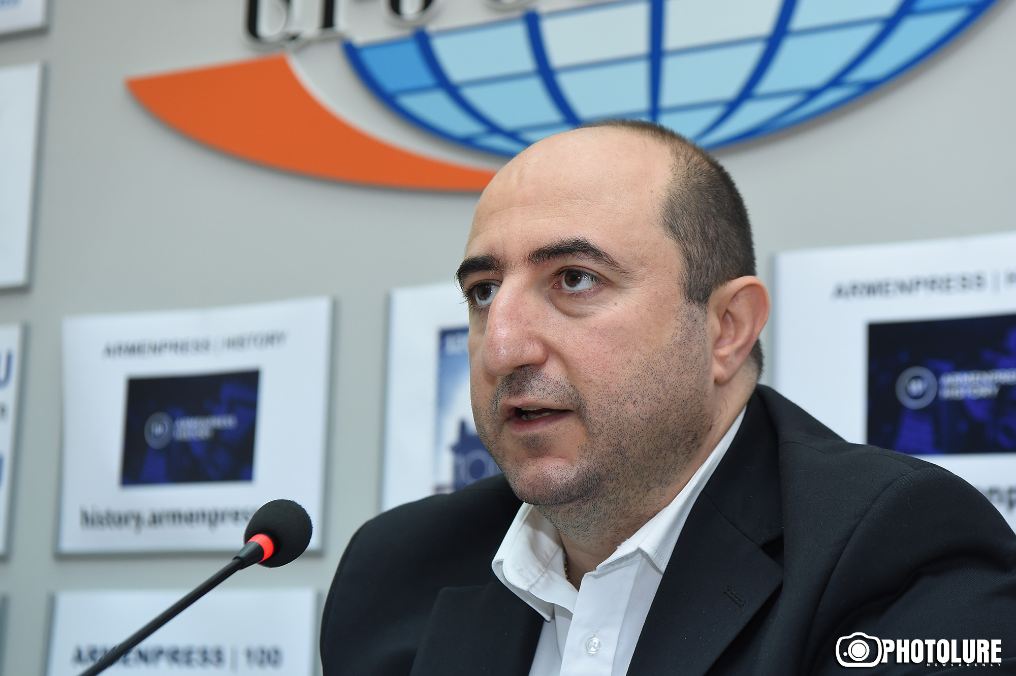 Проект госбюджета на 2020 является беспрецедентным для Армении - Артак Манукян