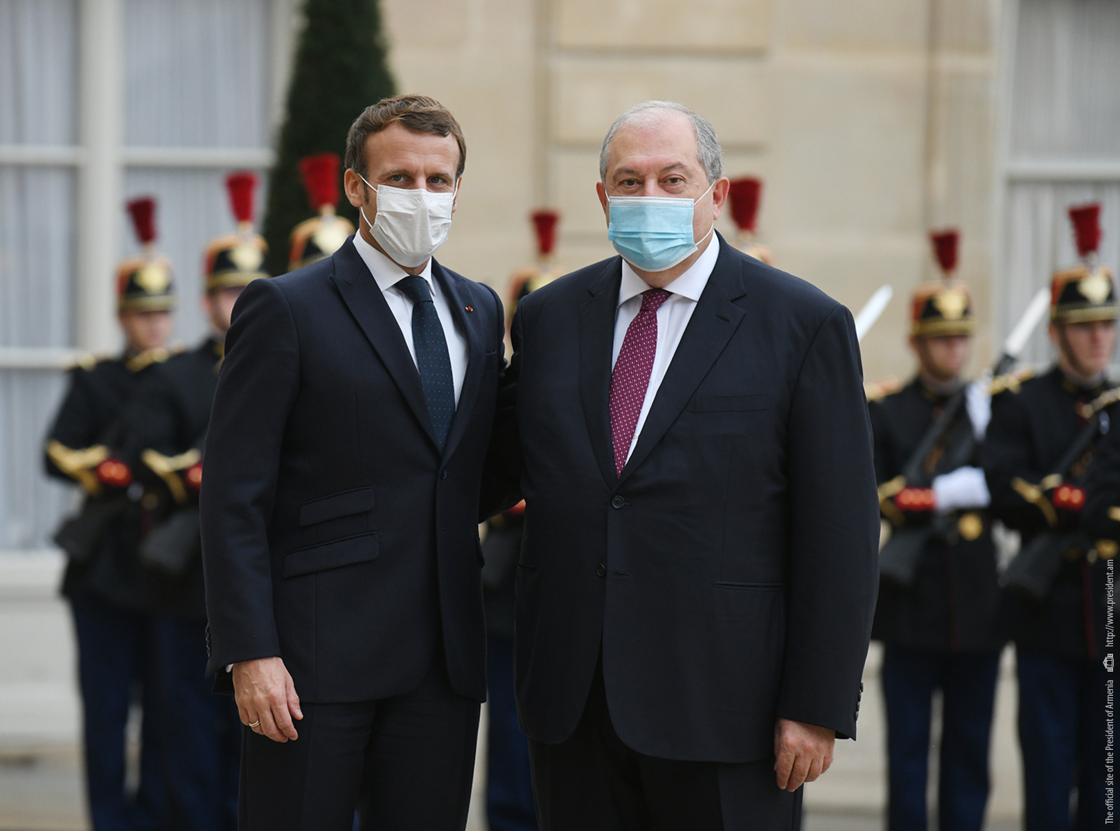Армения высоко ценит усилия Франции по укреплению мира - президент