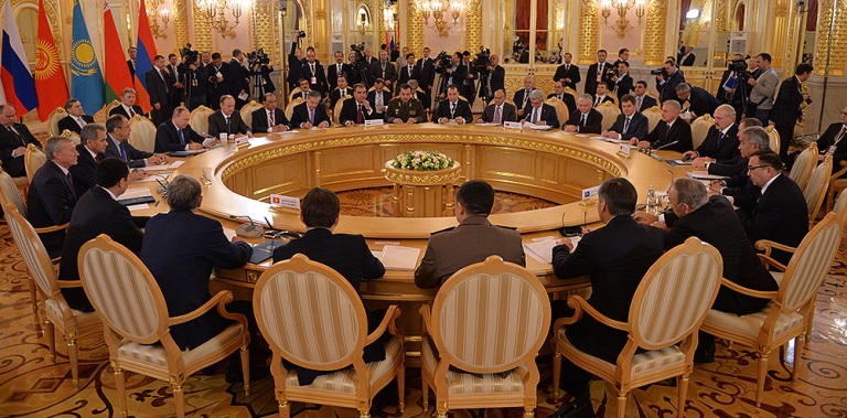 Саммит ОДКБ в Москве: Можно ли говорить о кризисе формата? 