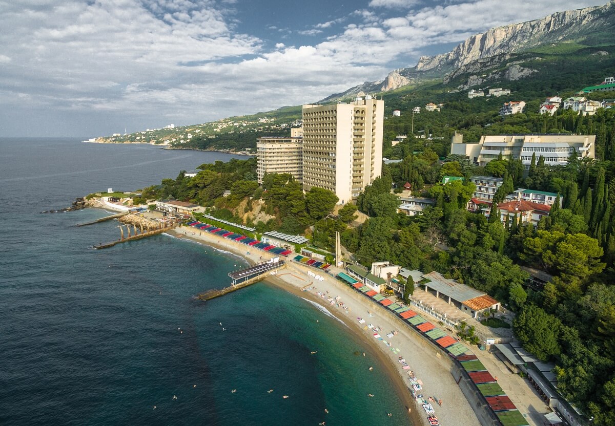 Решение по курортному сезону на черноморском побережье России примут после 21 мая