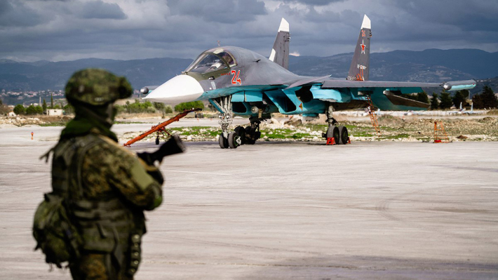 Большинство россиян высказалось за прекращение военной операции РФ в Сирии - соцопрос