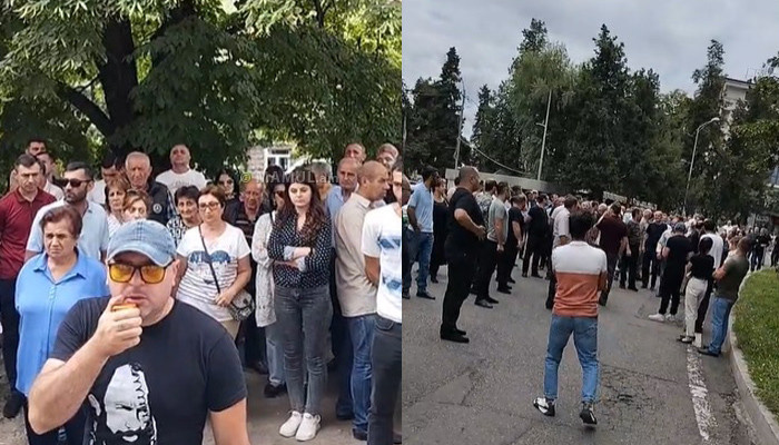 Штаб народного движения по разблокировке коридора проводит шествие по улицам Степанакерта