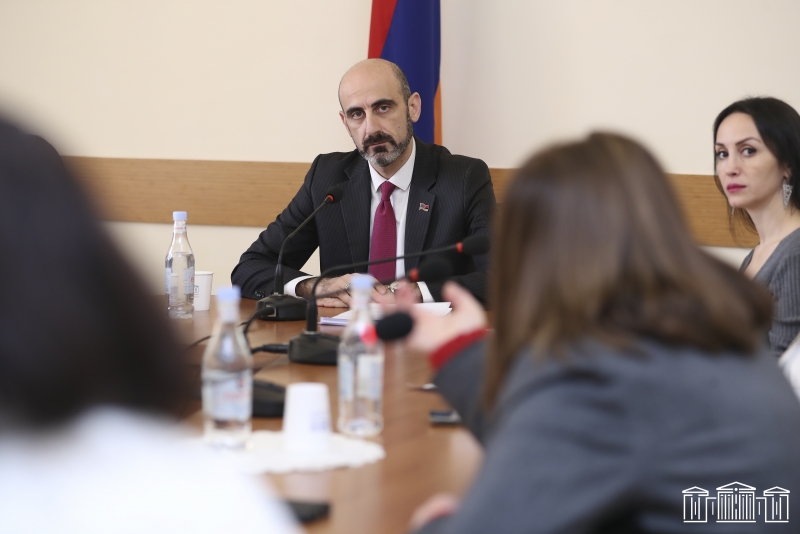 Անօրինական ու կեղծ դեղեր վաճառող տնտեսվարողների համար տուգանքի չափերը կավելանան