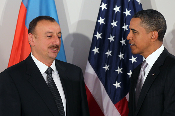 Обама пригласил Алиева в США