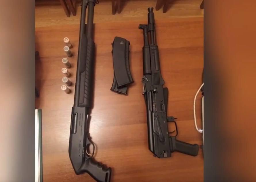 Кого в Армении задержали по подозрению в незаконном хранении оружия и боеприпасов?