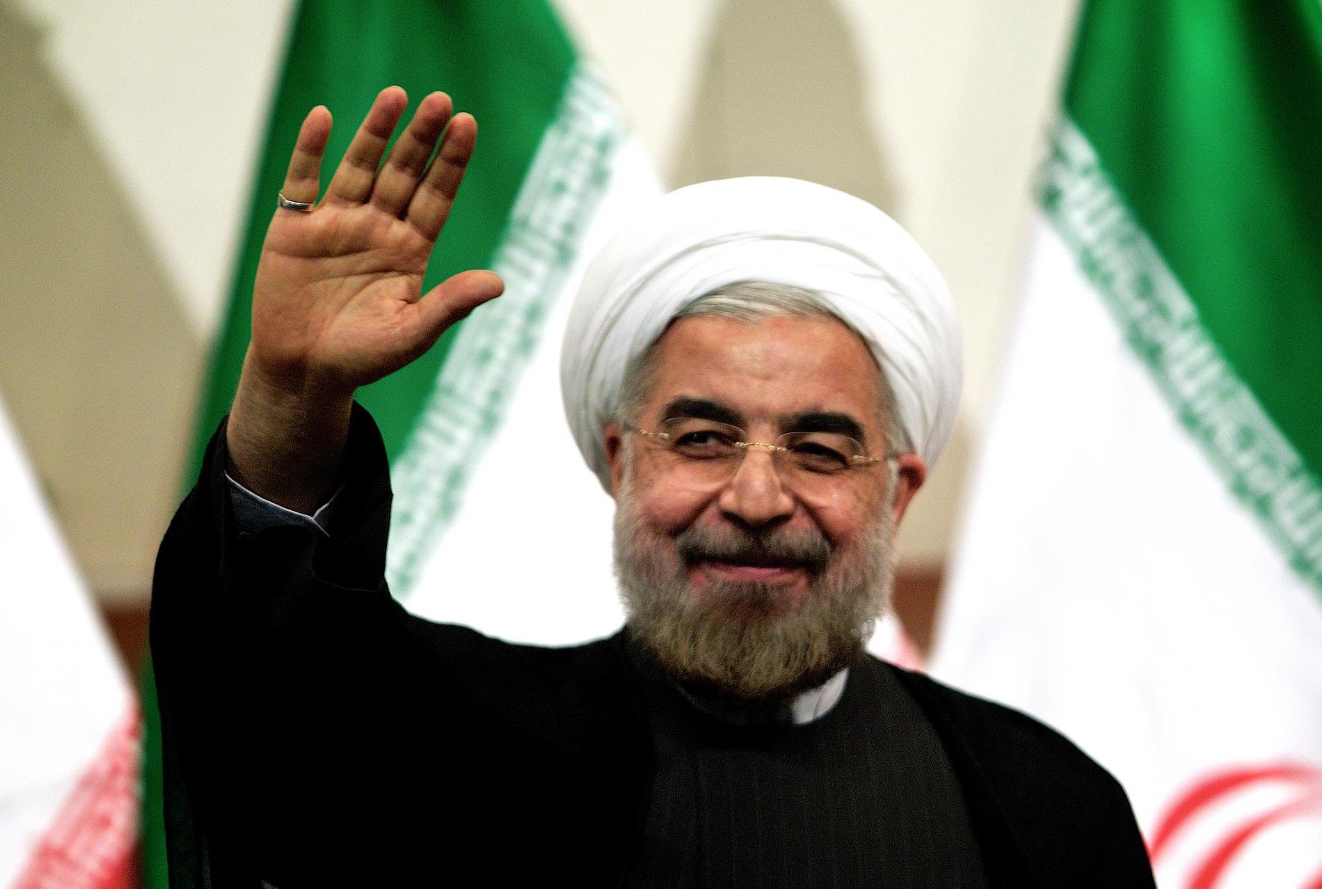 Рухани призвал жителей воспротивиться давлению Трампа