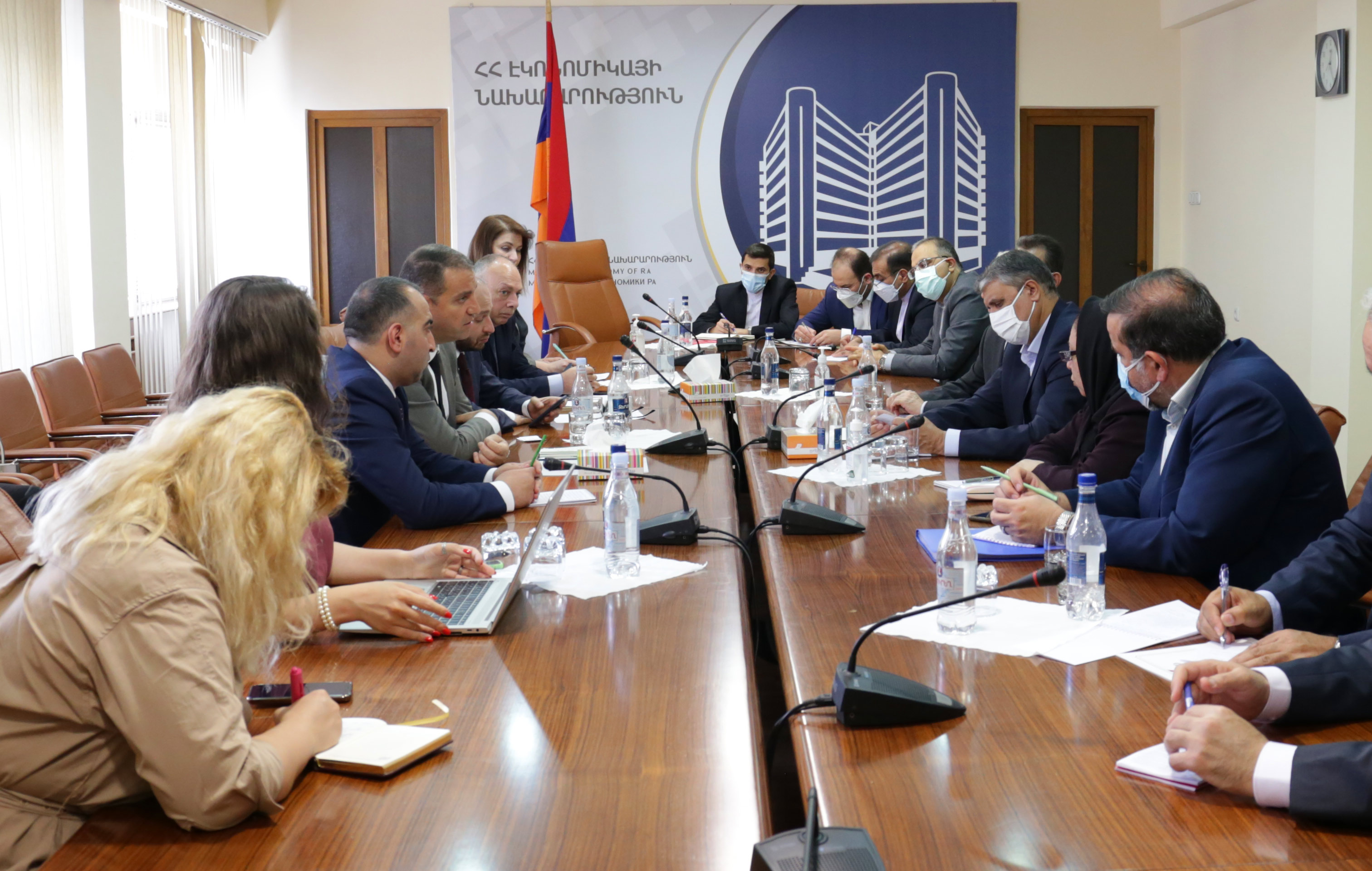 Будут изучены экономические барьеры: Армения и Иран подписали меморандум