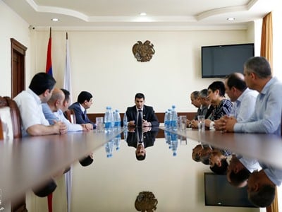 Հրաչյա Սարգսյանը ներկայացրել է Նոր Նորք վարչական շրջանի նորանշանակ ղեկավարին