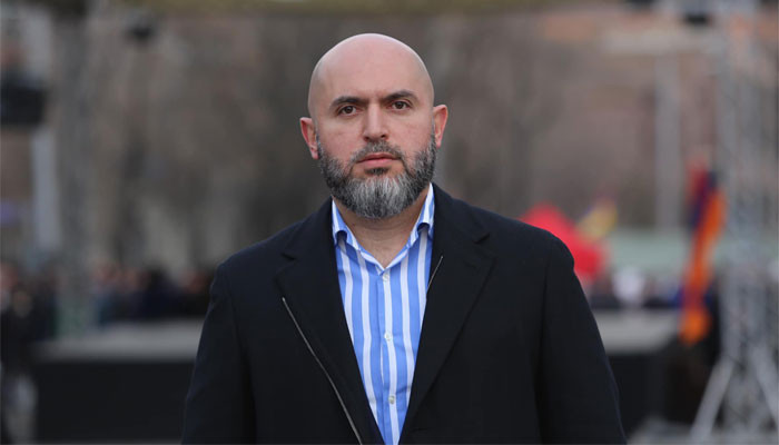 Արմեն Աշոտյանին կրկին թույլ չեն տվել բացակայել Հայաստանից