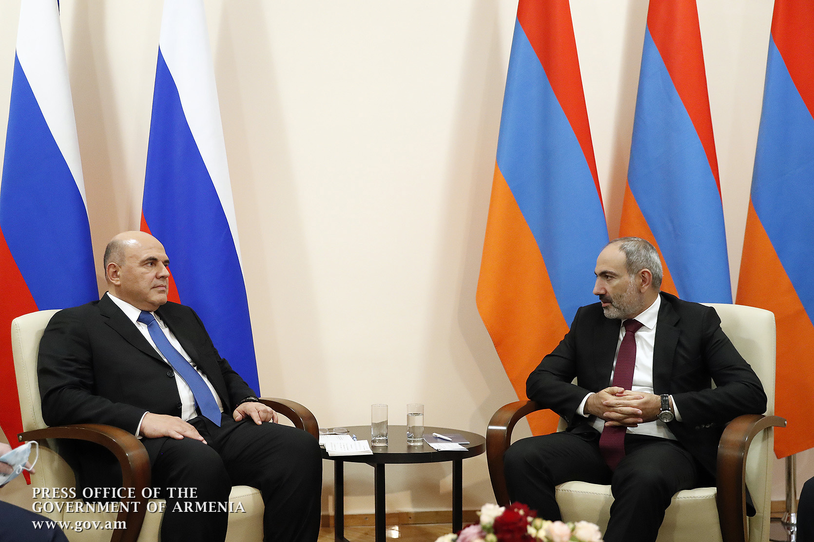 Никол Пашинян и Михаил Мишустин обсудили повестку сотрудничества между двумя странами